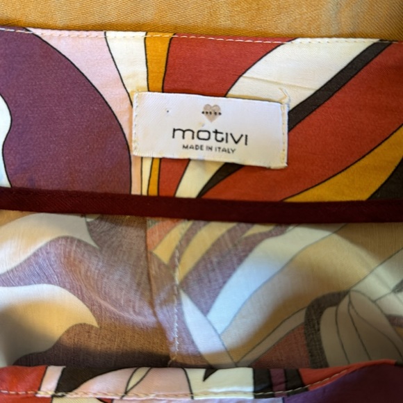 Adorable flat front wide leg pant. Beach vacation perfect! - Picture 4 of 5